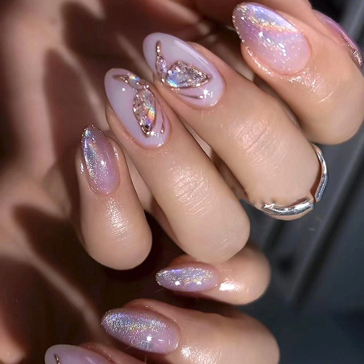 Nail Art Glossy - 나비 프레스온 네일, 짧은 아몬드 모양