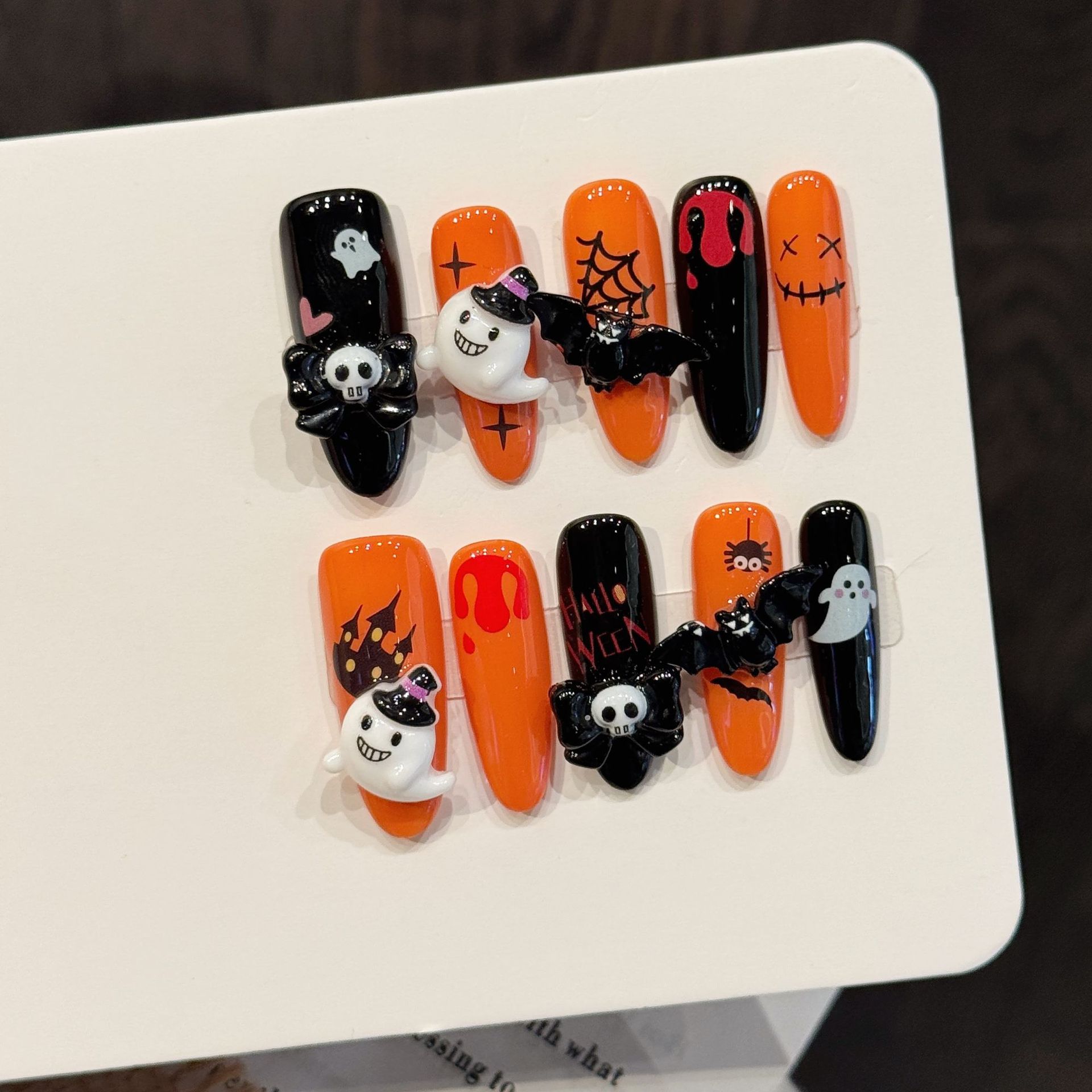Nail Art Press On - 10개입 긴 타원형 프레스온 네일, 할로윈