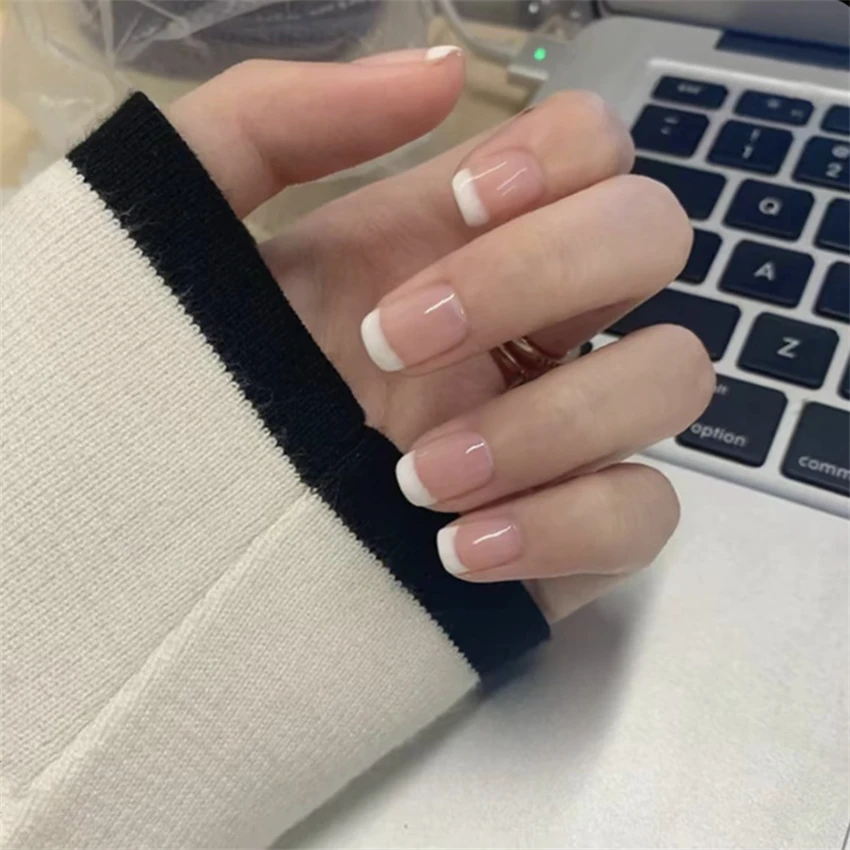 24 개/대 짧은 프랑스어 미니멀리스트 손톱 가짜 누드 - Nail Art Pink 리뷰 및 가격